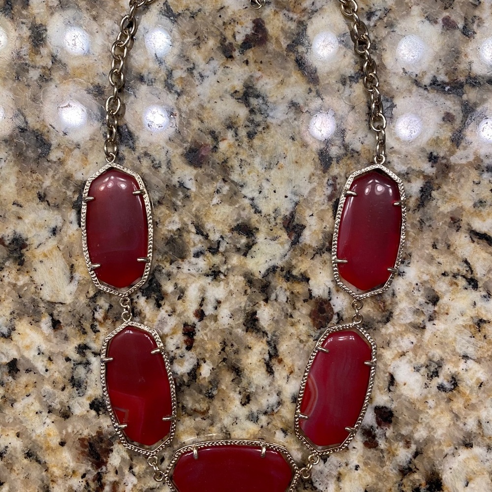 Kendra Scott Necklace
